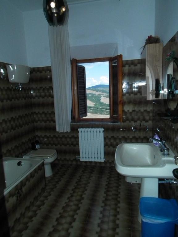 Agriturismo Riposati Monticchiello Δωμάτιο φωτογραφία